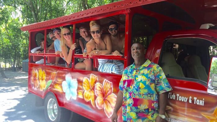 st-john-group-taxi-tour